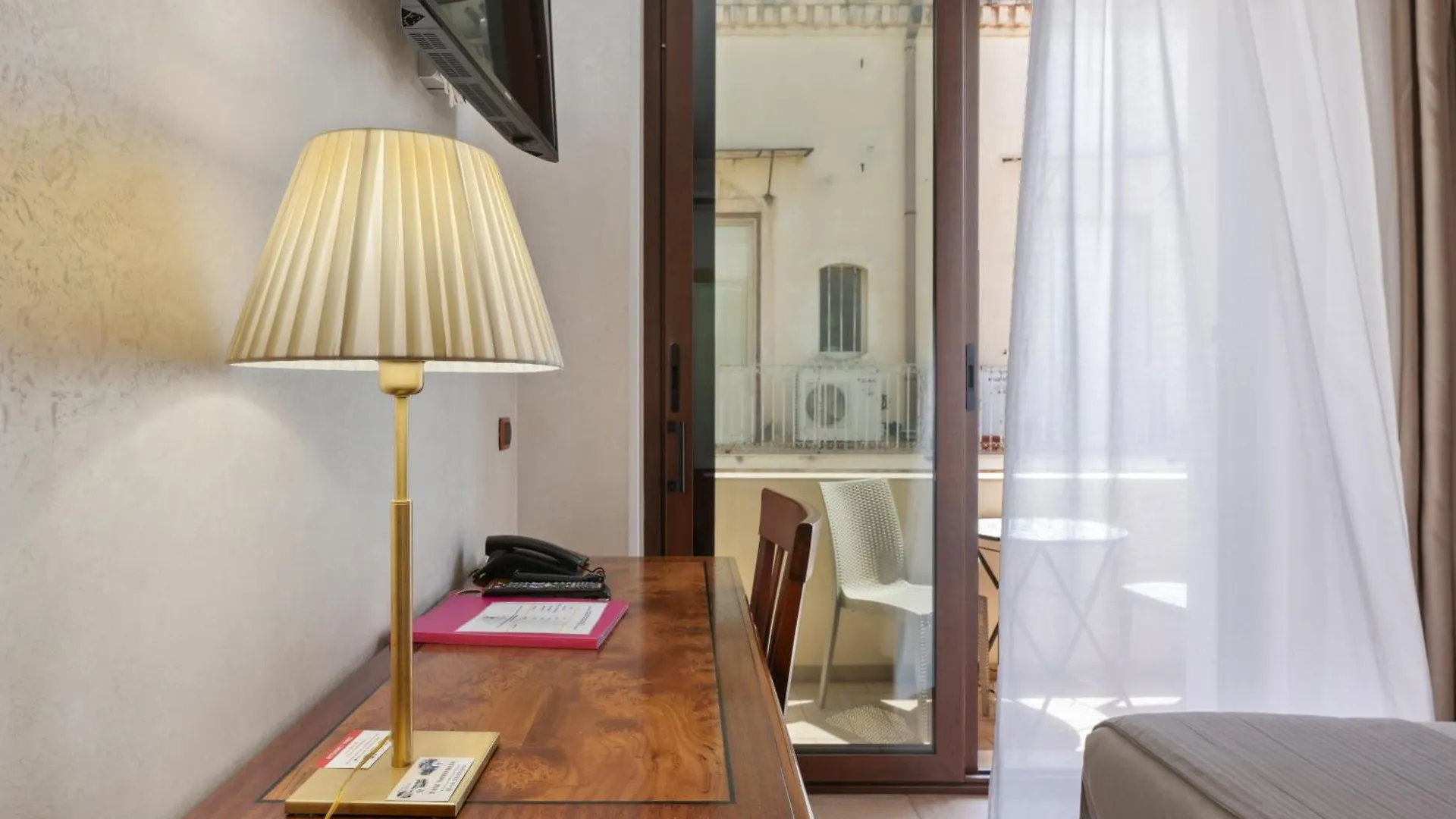 Hotel Flora Noto