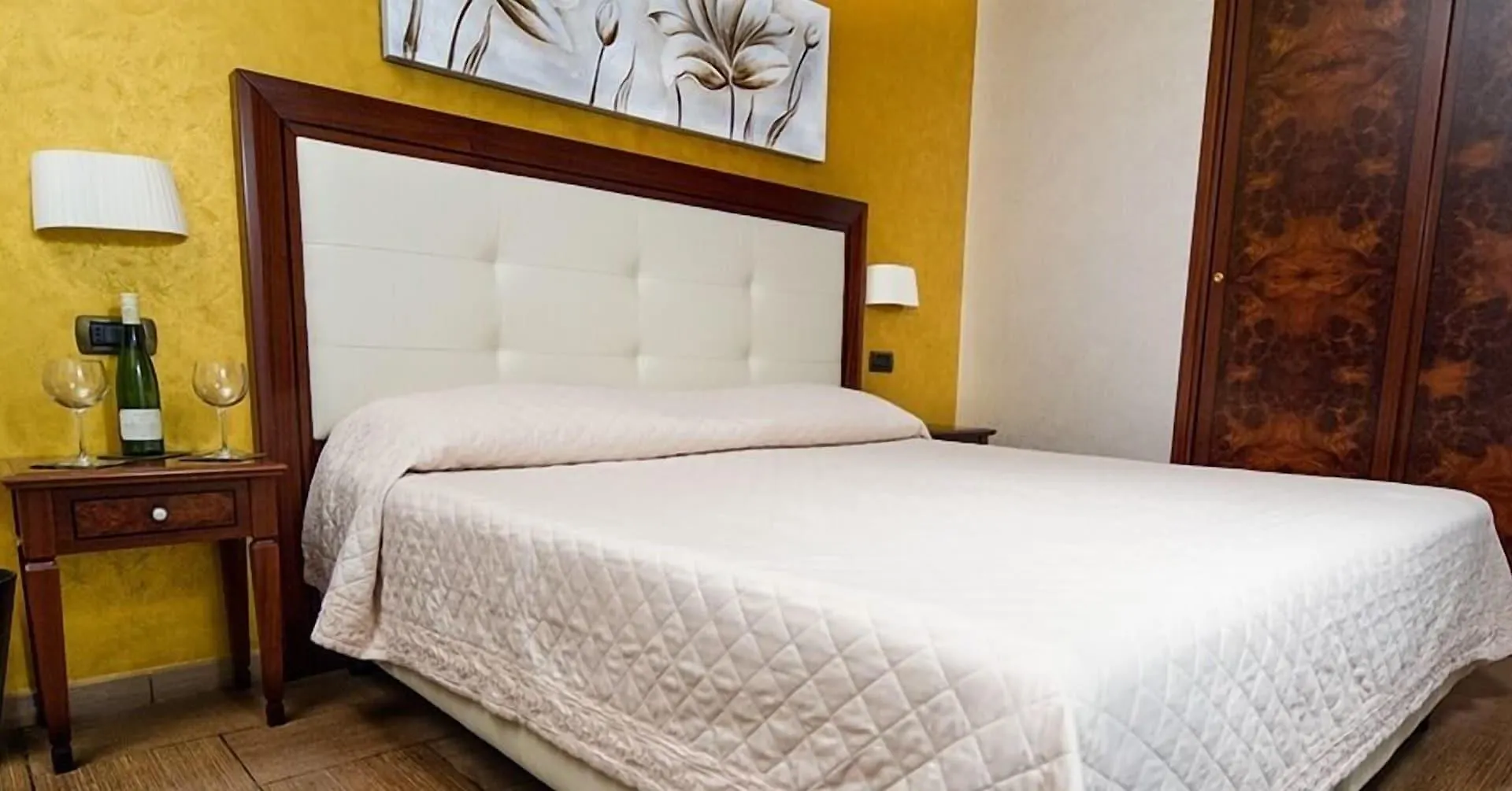 Hotel Flora Noto