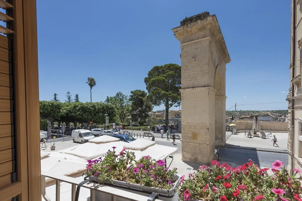 Hotel Flora Noto